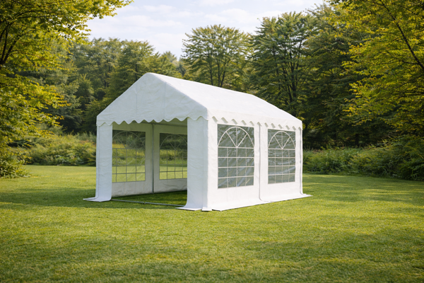 Kerti parti sátor Ambitent elhelyezve a kertben